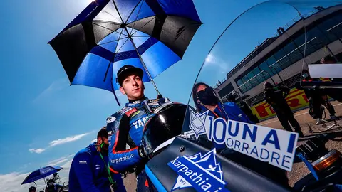 Unai Orradre antes de la competici&oacute;n en Motorland, Arag&oacute;n
