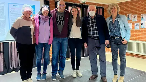 La poeta, Celia Carrasco, en el IES Valle del Ebro