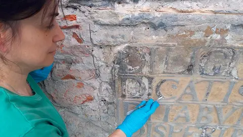 Restaurando la fachada del Ayuntamiento de Tarazona