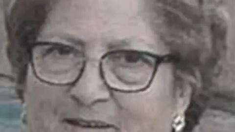 Carmen Saez de Guinoa Ar&eacute;valo
