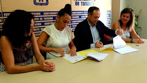 Firma ACT y Auntamiento Tarazona