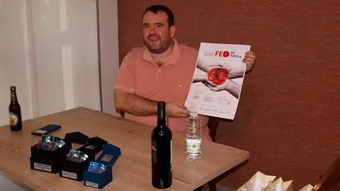 Luis Salcedo Remigio presentaci&oacute;n Tomate feo 2022
