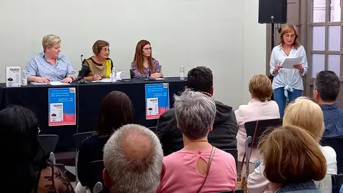 Presentaci&oacute;n del libro Relatos intensos con aroma de caf&eacute;