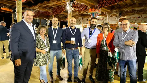 Rafael Loscos (Vicepresidente AER), Ana Marta Torres (Directora Sendaviva), Carlos Ibarra (Grupo AXIUM), &Oacute;scar Mart&iacute;nez (AXIUM), Nacho Escalada (AXIUM), Sheila Illera (AXIUM) y Josetxu Salvatierra (AXIUM)