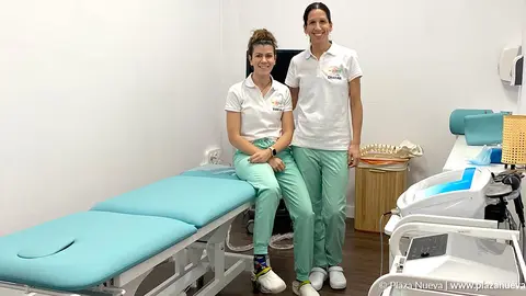 Vanesa y Cristina, responsables de De la mano Fisioterapia
