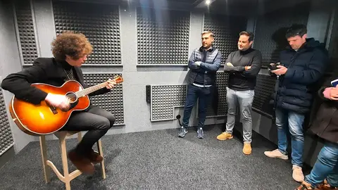 Lestonnac cabina m&uacute;sica 1