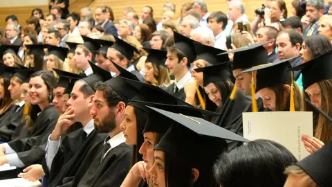 Estudiantes universitarios