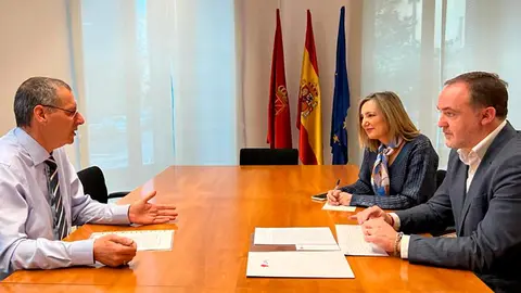 Reuni&oacute;n Esparza