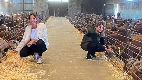 Propietarias de la queser&iacute;a Leche Tres SIerras de Cintru&eacute;nigo