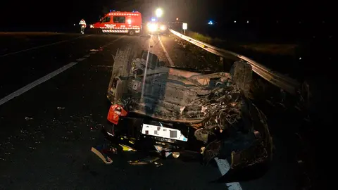 Patrullas de la Polic&iacute;a Foral de la comisar&iacute;a de Tudela regularon el tr&aacute;fico en el lugar de este tr&aacute;gico suceso