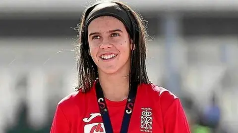 La alumna del IES Alhama de Corella Mar&iacute;a Aldu&aacute;n compagina su actividad escolar con el deporte a trav&eacute;s del Club Ribera Atl&eacute;tico