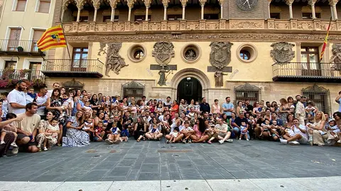 Fotograf&iacute;a grupal imposici&oacute;n pa&ntilde;uelo fiestas de Tarazona