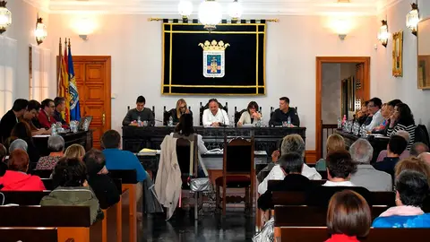 En el pleno ordinario celebrado este 25 de octubre tambi&eacute;n se ha aprobado por unanimidad el convenio con el Instituto Aragon&eacute;s del Agua para la realizaci&oacute;n de actuaciones de emergencia para la eliminaci&oacute;n del protozoo