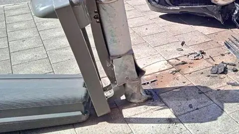 Una farola rota