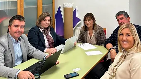 Este convenio entre el Ayuntamiento de Cadreita y AER representa un paso significativo hacia la consolidaci&oacute;n y expansi&oacute;n del tejido empresarial local
