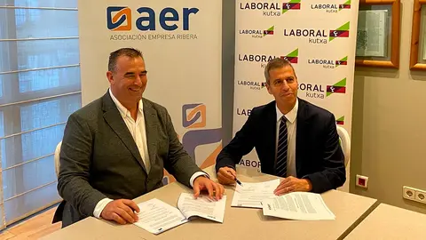 Rafa Loscos, Presidente AER y Pello Bayona, Director Empresas Navarra Laboral Kutxa