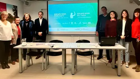 Representantes de los cuatro grupos de acci&oacute;n local de Navarra tras la presentaci&oacute;n