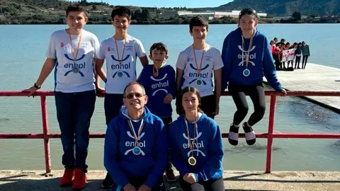 Los palistas del Enhol Ebrokayak lograron grandes resultados subi&eacute;ndose al podio en todas las categor&iacute;as en las que participaron