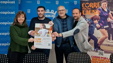 A la presentaci&oacute;n de esta prueba han asistido el concejal de Deportes del Ayuntamiento de Tudela, Mart&iacute;n L&oacute;pez; la directora del colegio San Francisco Javier, Nieves Mora, el director del Centro Padre Lasa, Abel Garc&iacute;a, y el coordinador de Alboan en Navarra, Javier Andueza