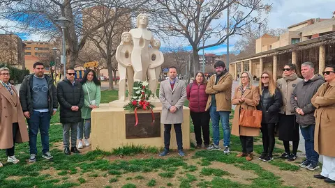 Miembros de la Corporaci&oacute;n Municipal guardaron un minuto de silencio para conmemorar en Tudela el D&iacute;a Europeo en Memoria de las V&iacute;ctimas de Terrorismo