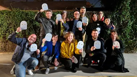 La delegaci&oacute;n navarra junto con el equipo de Robot Dreams