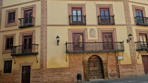Fachada de la casa del VIII Marqu&eacute;s de Bajamar