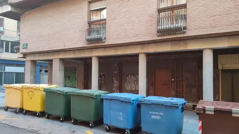 Insalubridad justo debajo de nuestras habitaciones 1
