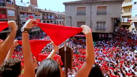 El cohete o chupinazo, como este de las fiestas de San Adri&aacute;n, suele ser el tema m&aacute;s recurrente en este tipo de cert&aacute;menes