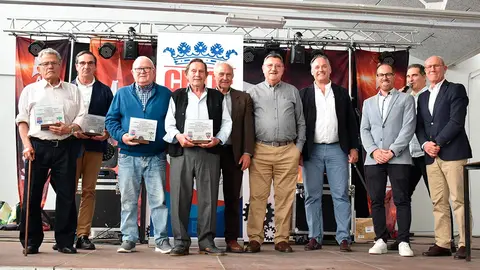 Entrega de placas a los clubes hist&oacute;ricos de Tarazona