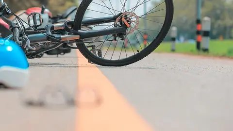 bicicleta ca&iacute;da accidente