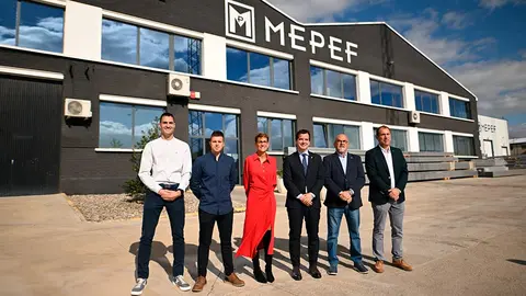 La Presidenta Chivite y el consejero Irujo visitan la empresa Mepef