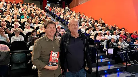 Jes&uacute;s Cintora y Javier Aroca en la presentaci&oacute;n de 'El precio de la verdad' en Ribaforada