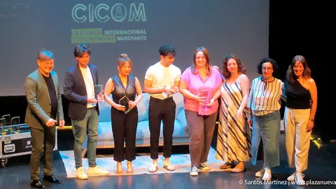 En la entrega de premios estuvieron presentes los directores Gerald B Fillmore y Luc&iacute;a Aparici