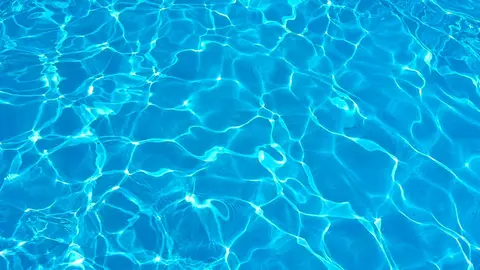 agua piscina verano