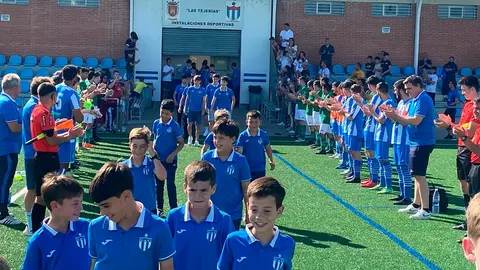 CA Valtierrano y CD Cabanillas hicieron el pasillo al Benjam&iacute;n A