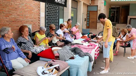Celebraci&oacute;n del D&iacute;a Mundial del Tejer en Muchante 1