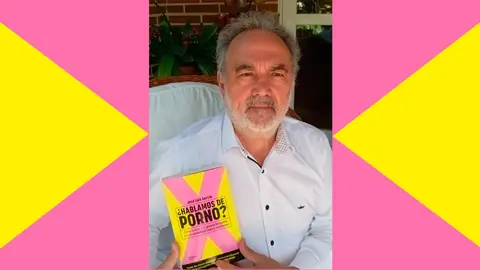Jos&eacute; Luis Garc&iacute;a con su nuevo libro Hablamos de porno