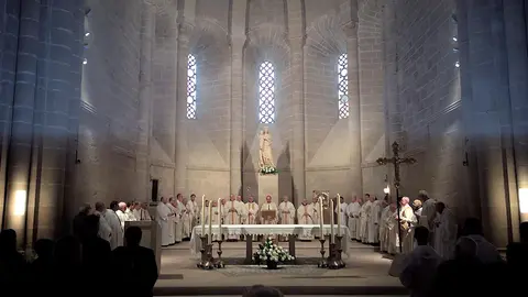 El 23 de mayo de este a&ntilde;o se celebr&oacute; con solemnidad la reapertura al culto de la Iglesia Abacial de la Oliva en Carcastillo