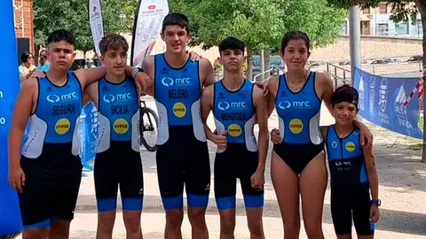 Atletas de la SDR Arenas en el primer Triatl&oacute;n escolar de Tarazona y el Moncayo