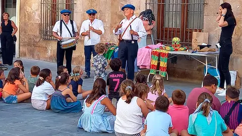 Asistentes a la ruta del Cipotegato organizada por la Fundaci&oacute;n Tarazona Monumental
