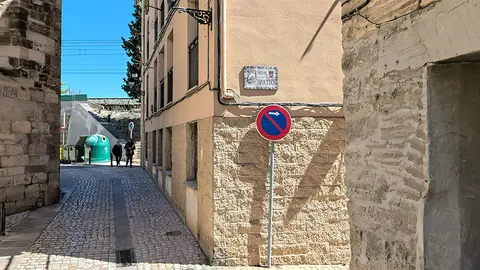 Calle Patio