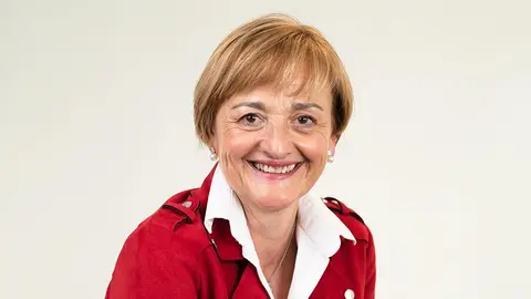 Esther Villanueva &Uacute;car
