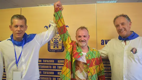 Luis Javier Abril, Cipotegato 2024 junto al concejal de festejos y el alcalde de Tarazona