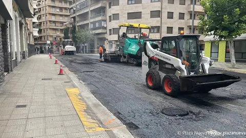 Obras de asfaltado en Juan Antonio Fern&aacute;ndez