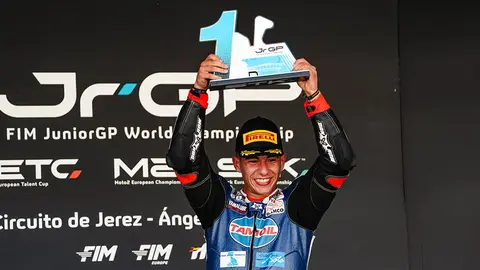 Mario Mayor se impone en Jerez y lidera el campeonato de Stock 600 1