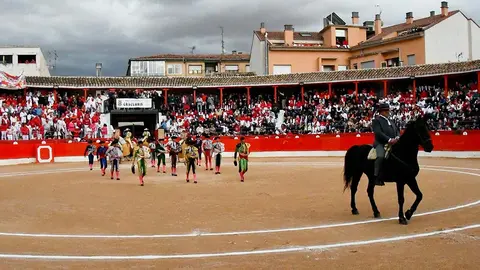 Imagen de la plaza de toros Corella durante un festejo