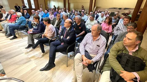 Reuni&oacute;n sobre el Canal de Navarra en la sede de Bardenas Reales de Navarra 2