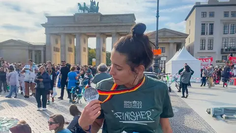 La deportista tudelana Ainhoa Gil en la marat&oacute;n de Berl&iacute;n