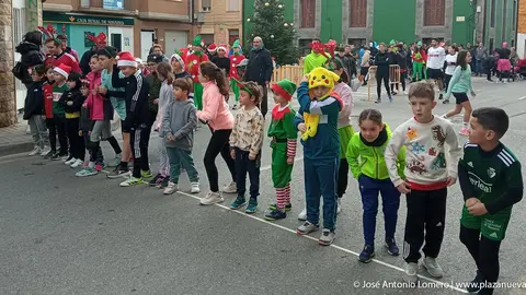 Prueba de categor&iacute;as infantiles en la San Silvestre de Bu&ntilde;uel Foto: Jos&eacute; Antonio Lomero