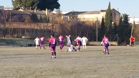Imagen del partido entre Taburetesniuno-CD Fontellas y Jisman-Alintu
